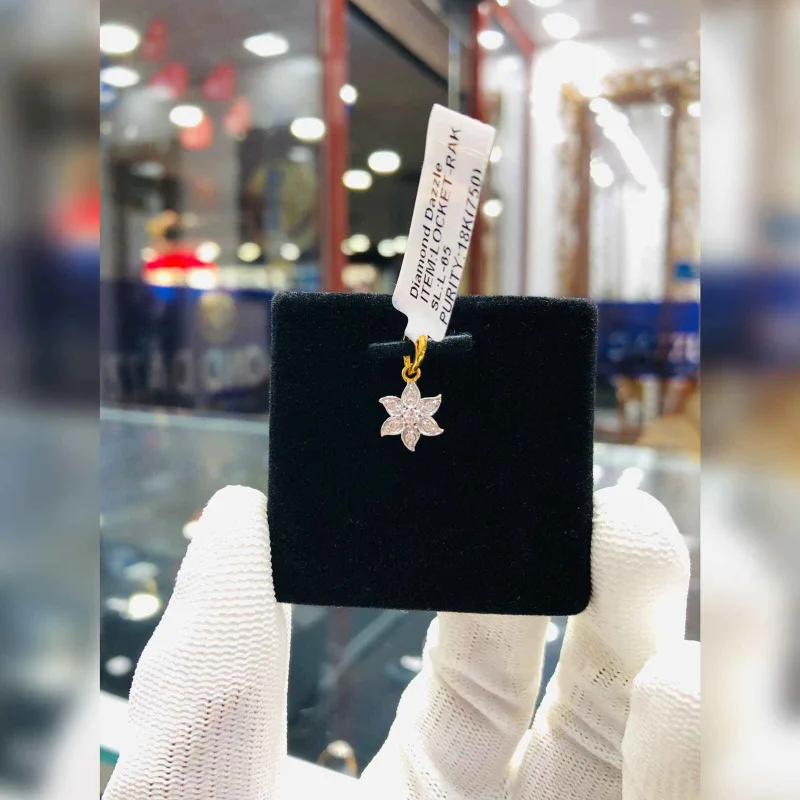 DIAMOND LOCKET