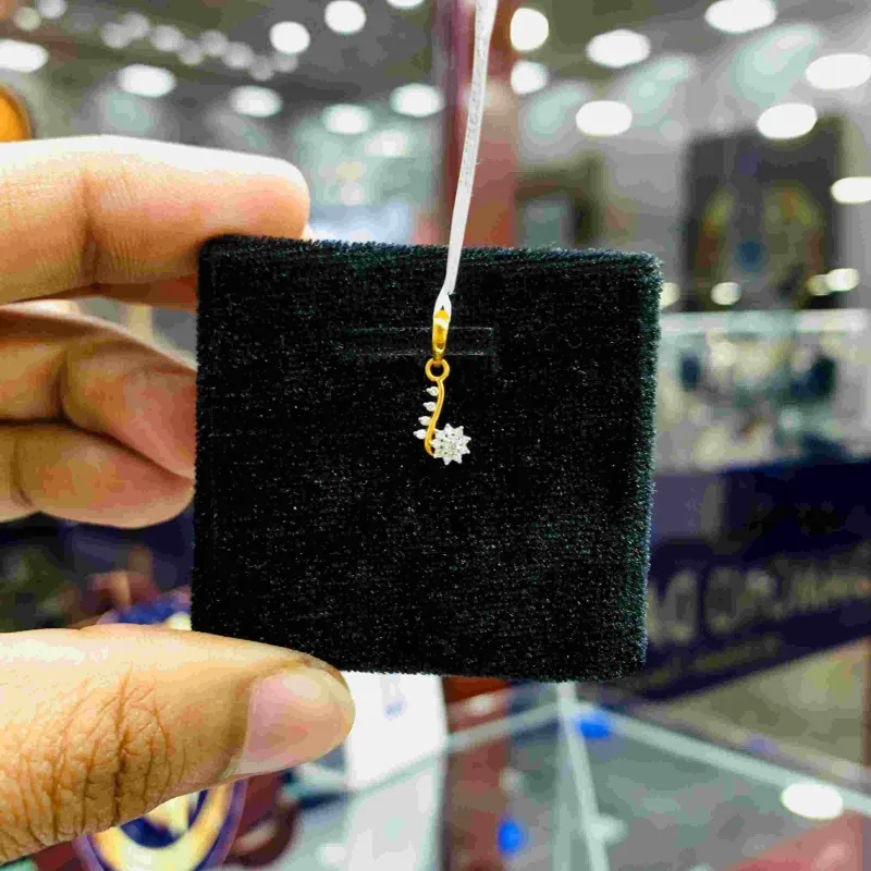 DIAMOND LOCKET