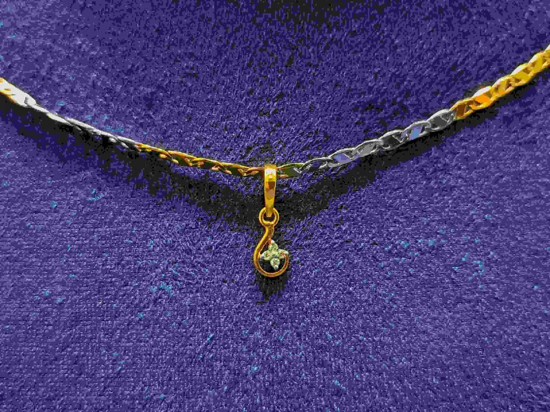 DIAMOND LOCKET
